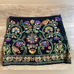 Zara Woman embroidered mini skirt.